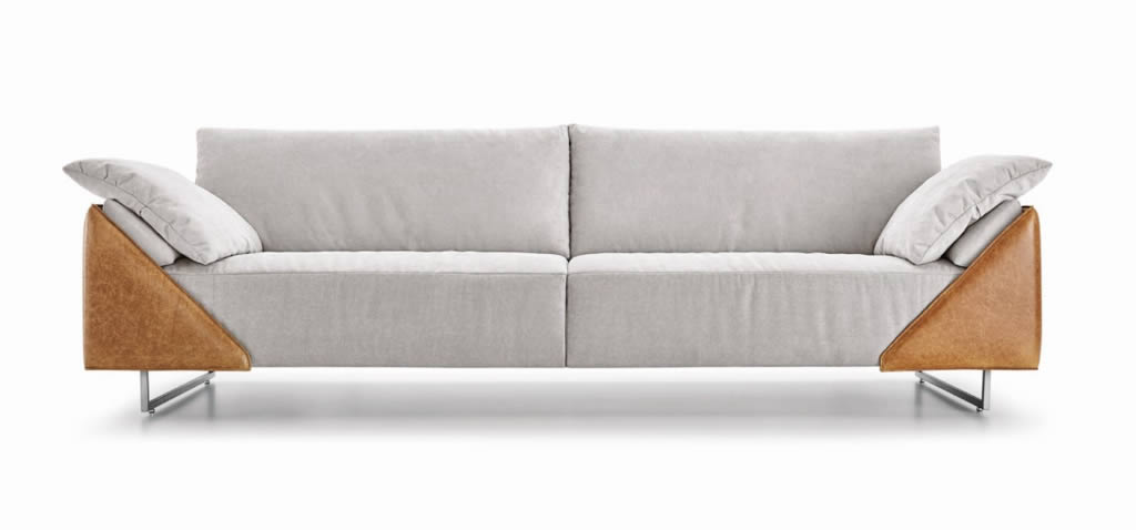 A linha Portoro Mobile apresenta linhas de sofá e poltronas com muita bossa Casa Portoro