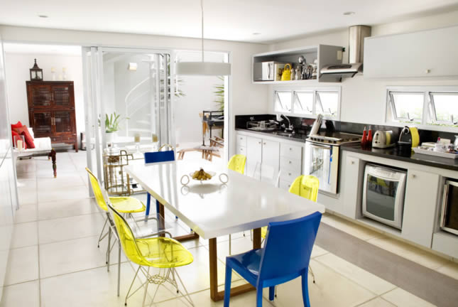 Como dar um toque moderno na cozinha. Por Pocket Decor Como dar um toque moderno na cozinha. Por Pocket Decor