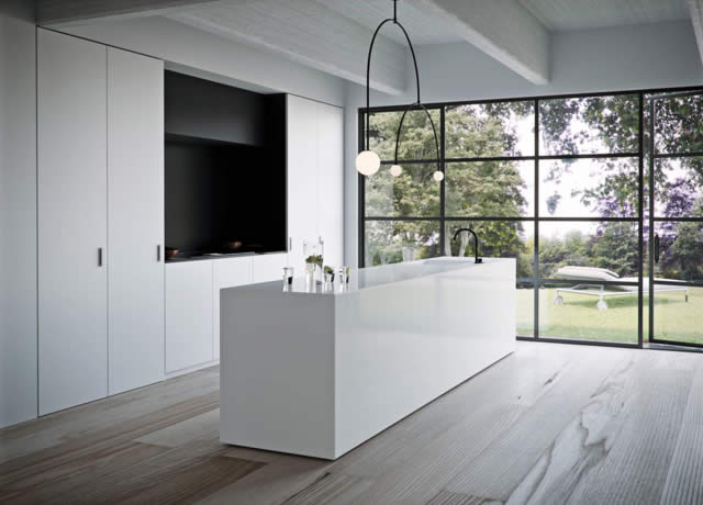 Vivid White - Caesarstone