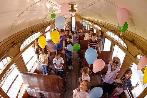 Expresso Kids um evento para as Crianças comemorarem seu Dia em uma Estação de Trem