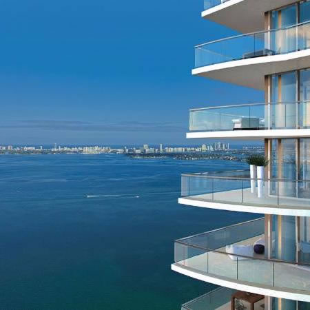 5 MOTIVOS PARA VIVER NO GRAN PARAISO M I A M I 5 MOTIVOS PARA VIVER NO GRAN PARAISO M I A M I