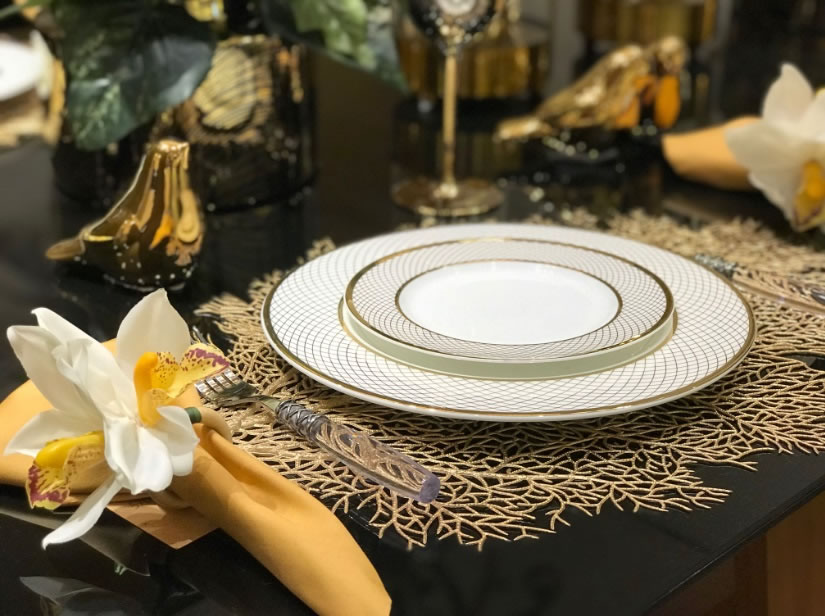Coleção Black & Gold - Cecilia Dale: Chique e contemporâneo: 5 motivos para usar preto e dourado na decoração