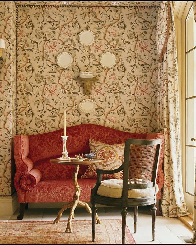 At Home, with Flowers - by Margot Shaw. The Peak of Chic ( thepeakofchic.blogspot.com ) At Home, with Flowers